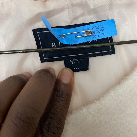 $20 Spring Sale - Picture 6 of 9